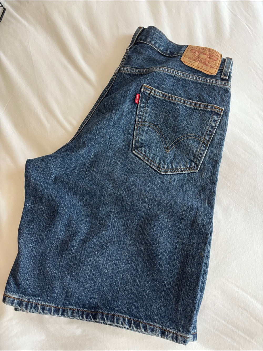 Levi's 550 Men’s Straight Fit Dark Blue Denim Jean Shorts